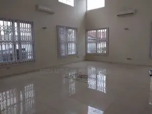 5bdrm Maisonette in Skm, East Legon for rent