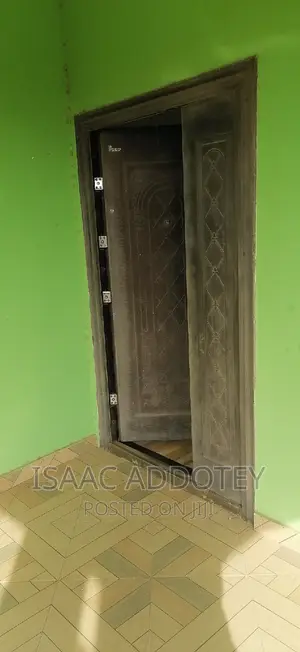 3bdrm Apartment in Lashibi, Spintex for rent