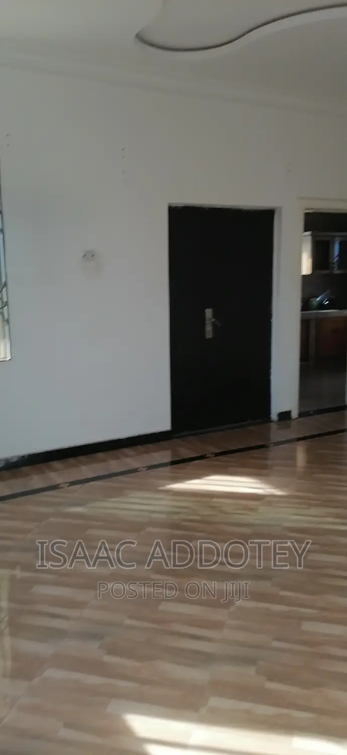 3bdrm Apartment in Lashibi, Spintex for rent