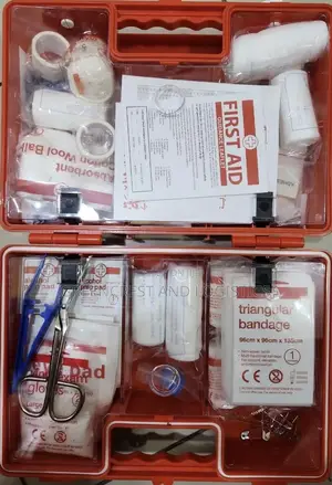 European Standard First Aid Kit 25p