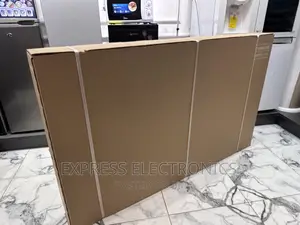 Shinning Bright Display UHD Smart Samsung 75”Cu8000 Tv