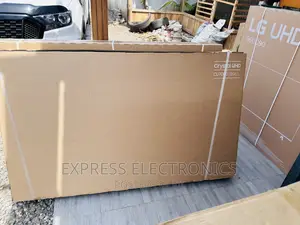 The Ultimate Experience UHD 65”Au7092 Samsung