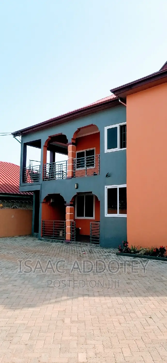 3bdrm Apartment in Sakumono Estate, Spintex for rent