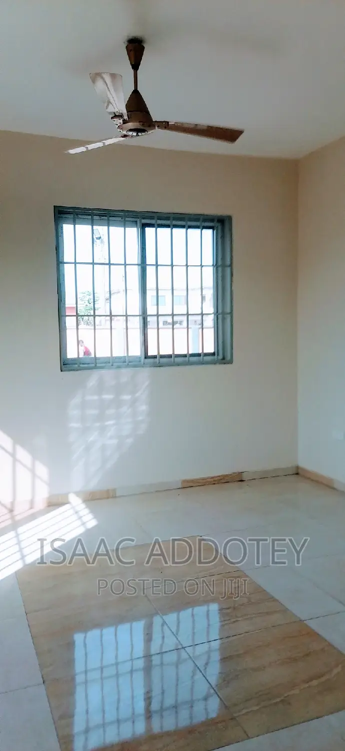 3bdrm Apartment in Sakumono Estate, Spintex for rent