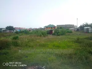 Two Acres at Lakeside Estate