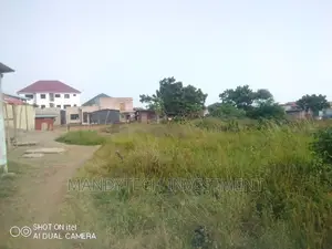 Two Acres at Lakeside Estate