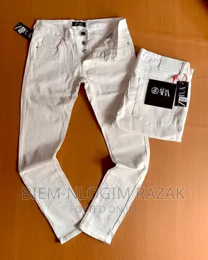 Original Zara White Jeans Available in Stock