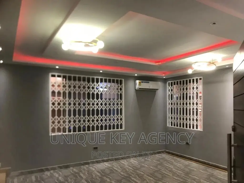 3bdrm House in Unique Key Agency, Tesano for rent