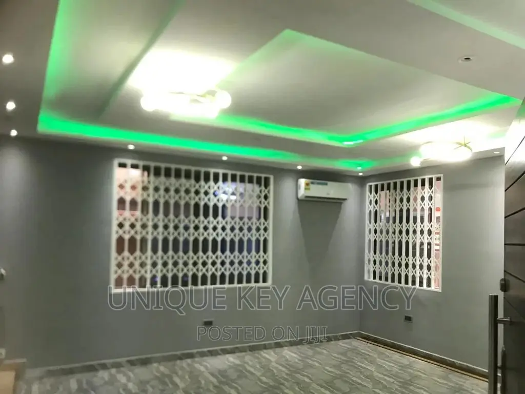 3bdrm House in Unique Key Agency, Tesano for rent