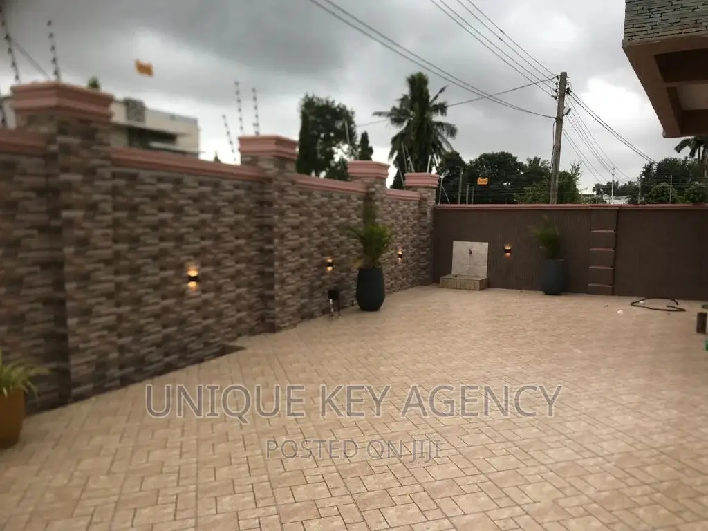 3bdrm House in Unique Key Agency, Tesano for rent
