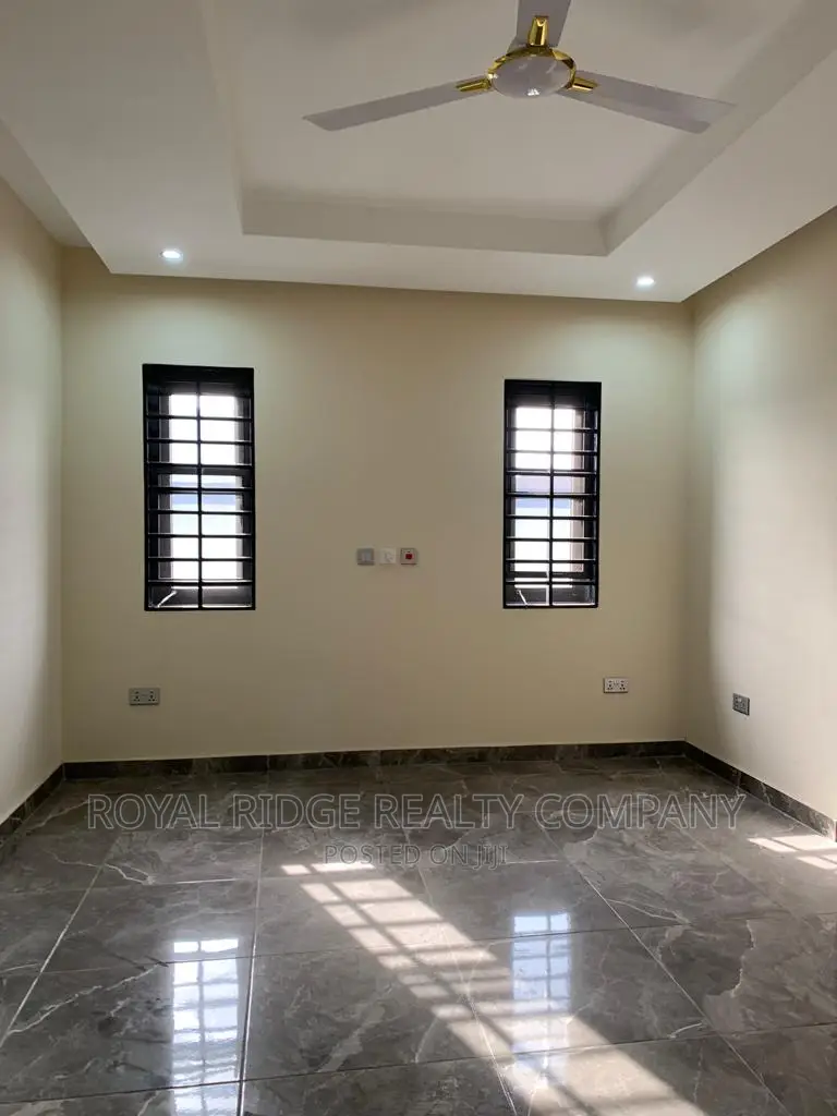 2bdrm Apartment in Tseaddo, Accra Metropolitan for rent