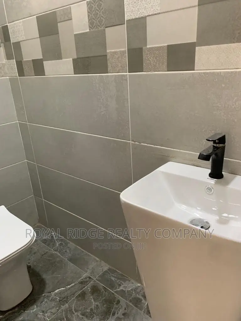 2bdrm Apartment in Tseaddo, Accra Metropolitan for rent