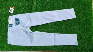 Men's White And Affordable Jeans