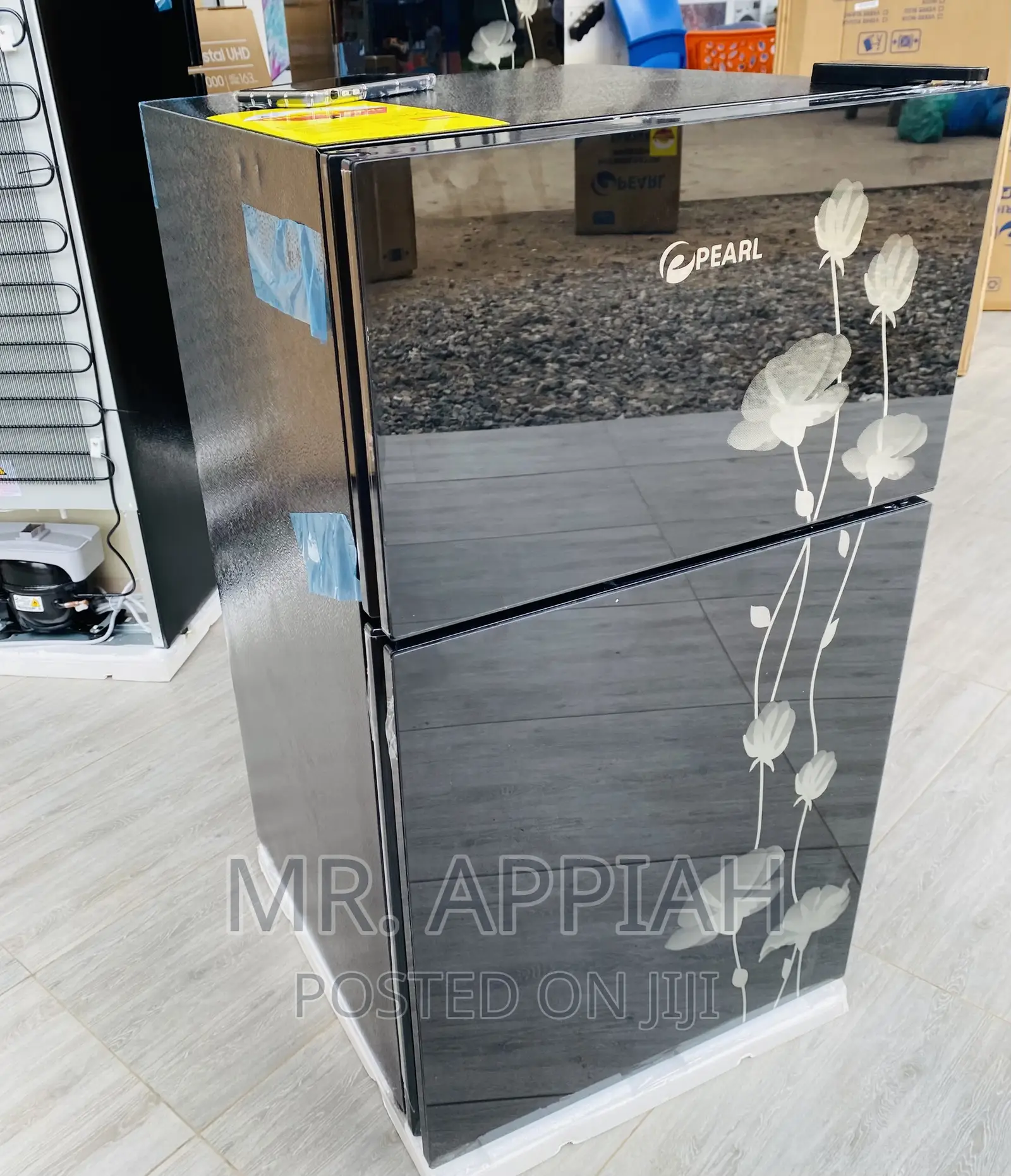 Shop Classic Pearl Table Top Electric Refrigerator(Black).