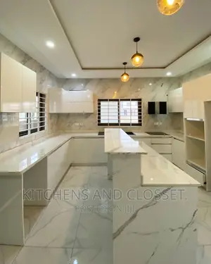 Modern Kitchen Cabinet