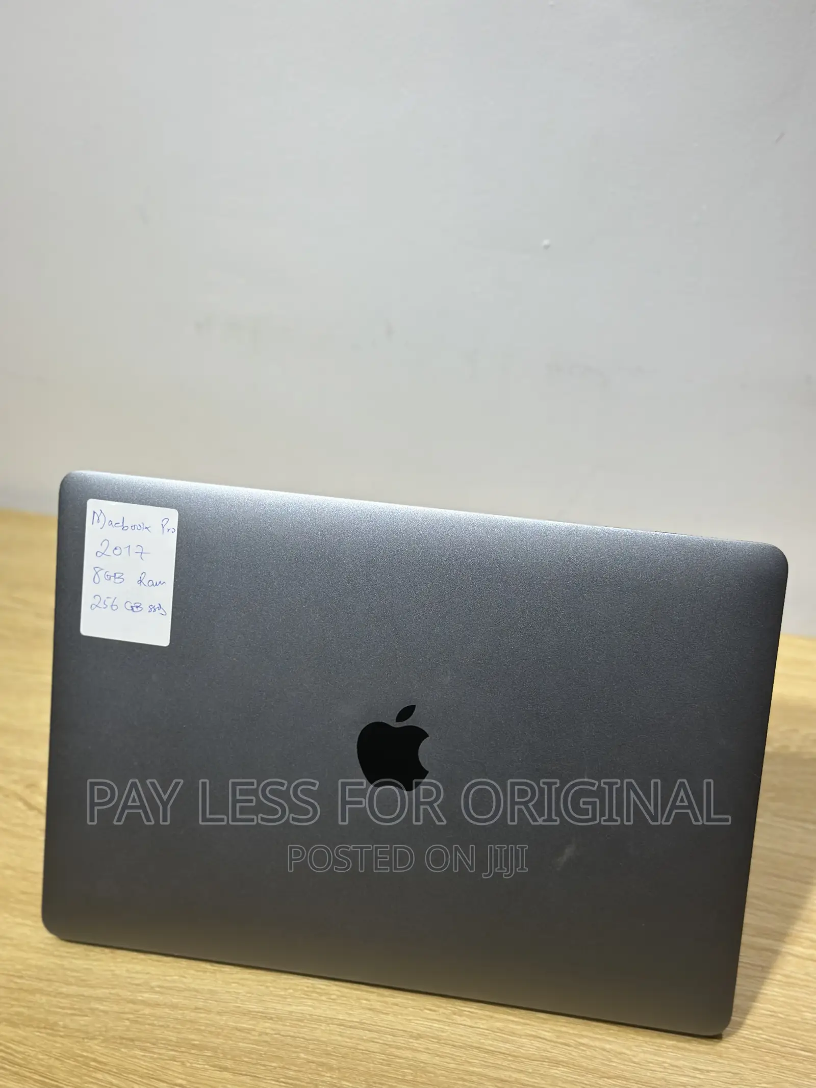Laptop Apple MacBook Pro 8GB Intel Core i5 SSD 256GB