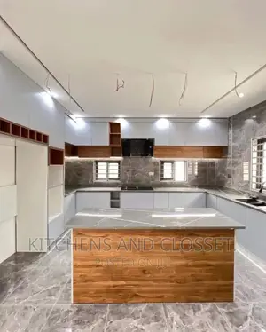 Modern Kitchen Cabinet
