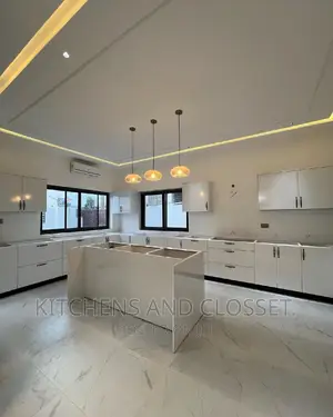 Modern Kitchen Cabinet