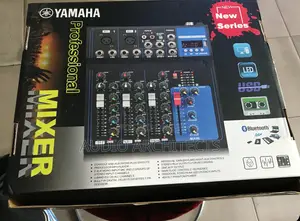 Yamaha 4 Channel Mixer F4