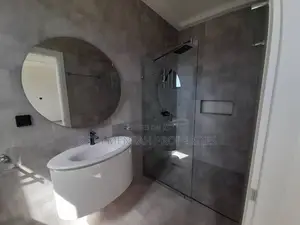 5bdrm House in Skm, Adjiriganor for rent