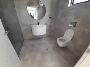 5bdrm House in Skm, Adjiriganor for rent