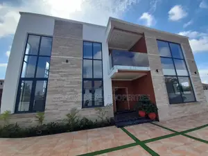 5bdrm House in Skm, Adjiriganor for rent
