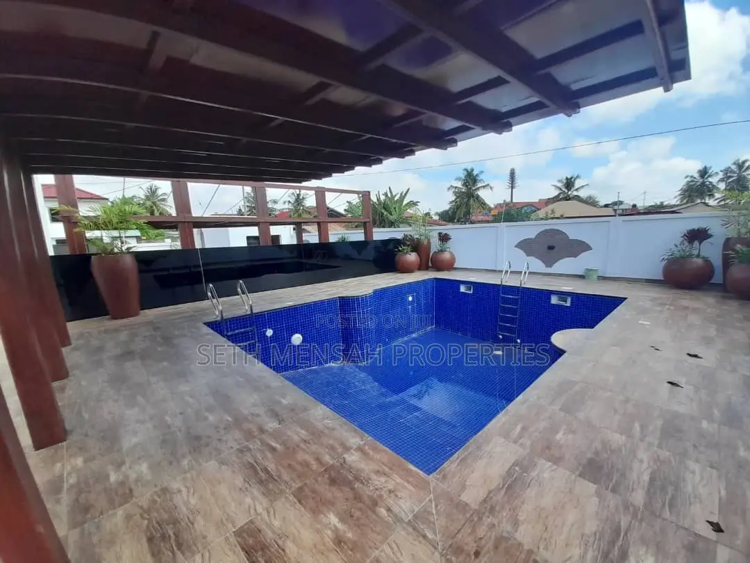 5bdrm House in Skm, Adjiriganor for rent