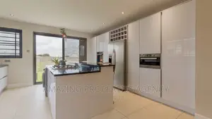 5bdrm House in Mile 7 for sale