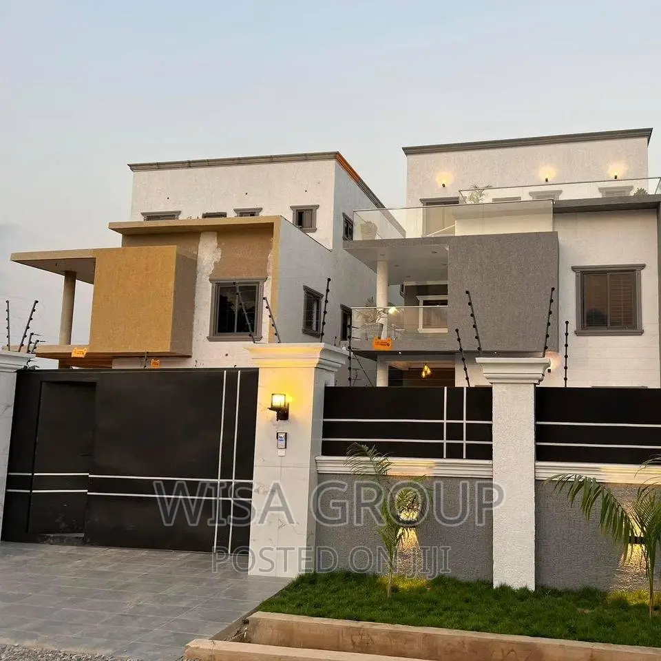 5bdrm Duplex in Wisa Groups, Achimota for sale