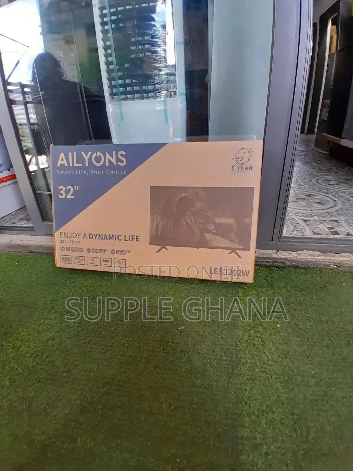 Ailyons 32inches TV