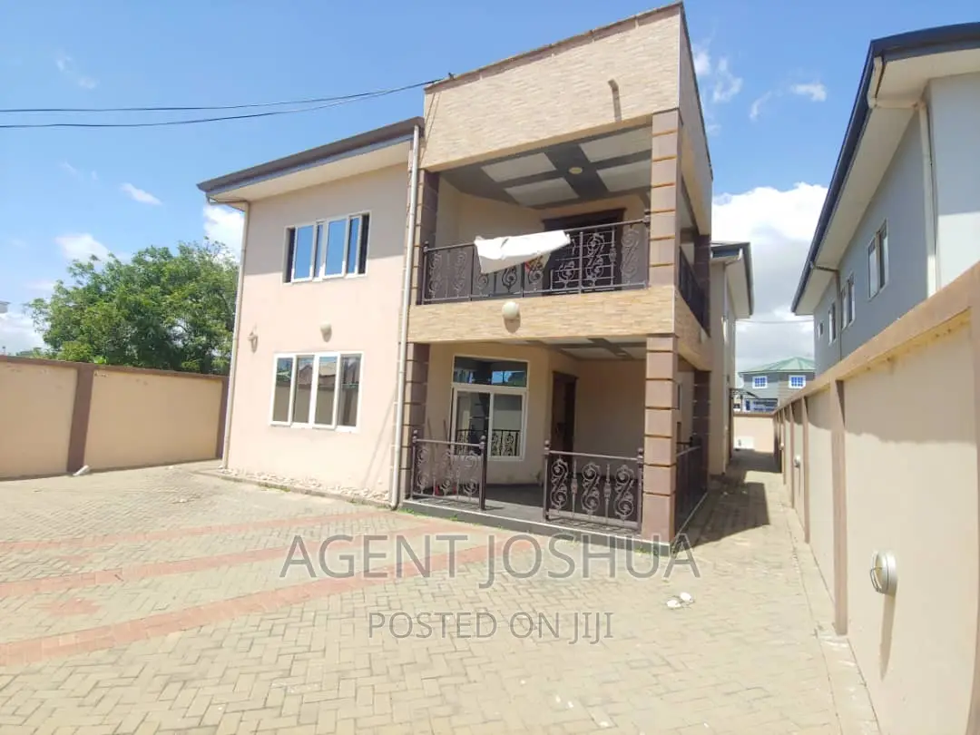 4bdrm House in East Airport, Spintex for rent