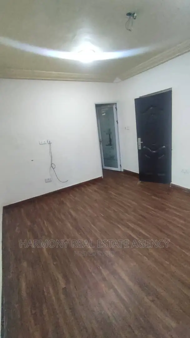 2bdrm House in Cantonments for rent