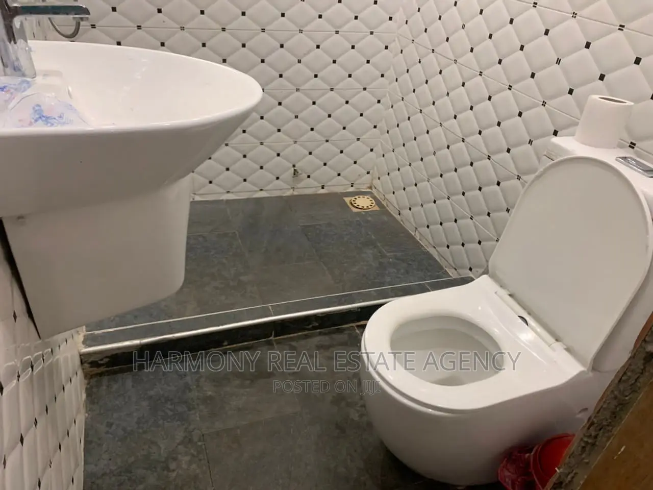 2bdrm House in Cantonments for rent