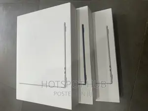 New Laptop Apple MacBook Air 2022 M2 8GB Apple M2 SSD 256GB