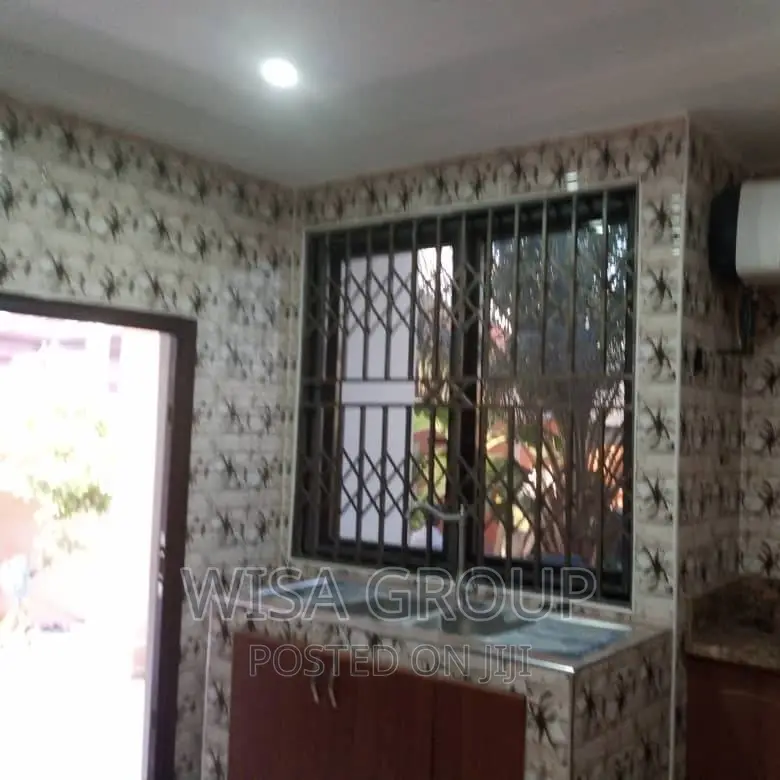 7bdrm Duplex in ,Wisa Groups, Accra Metropolitan for rent