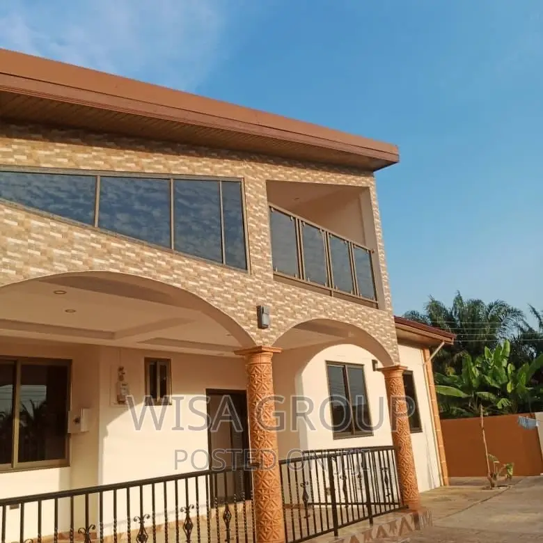 7bdrm Duplex in ,Wisa Groups, Accra Metropolitan for rent