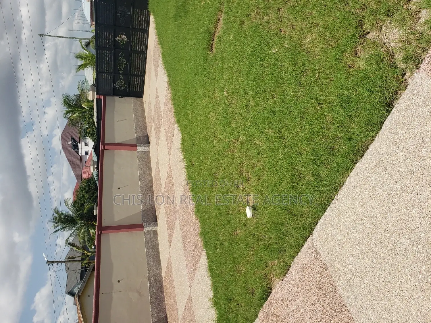 3bdrm House in Tuba, Kasoa for sale