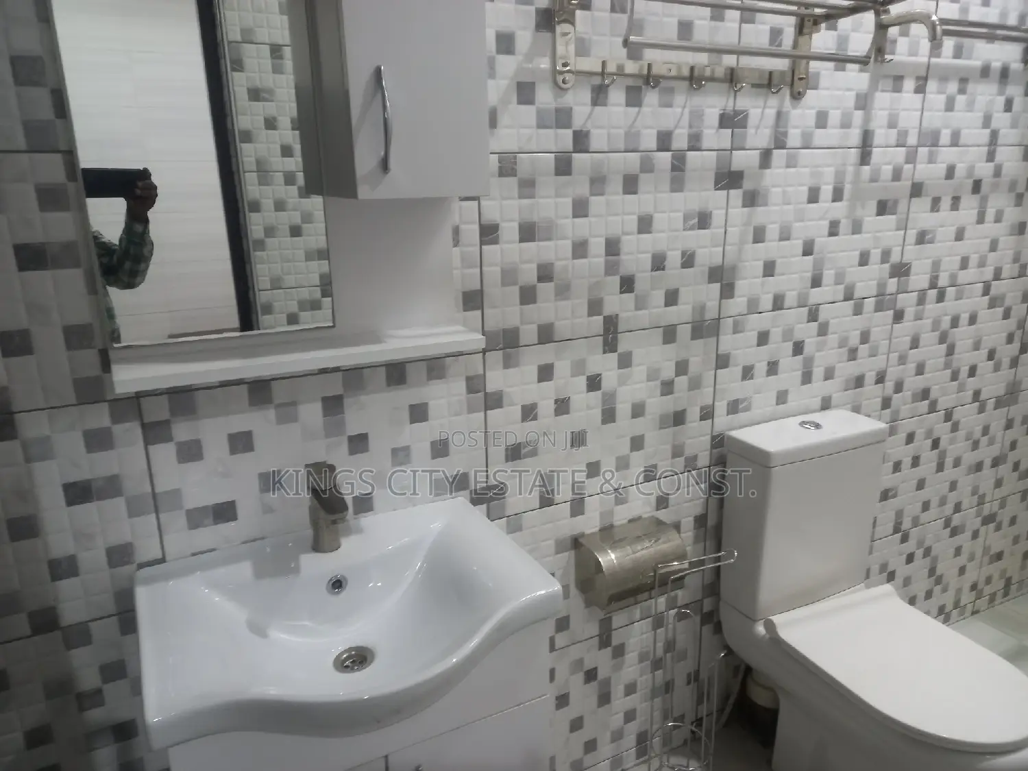 Furnished 2bdrm Apartment in Mile-7 Rd, Achimota for rent