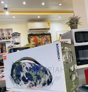Nicely Designed JBL Boombox 3 Portable Electric Speaker.