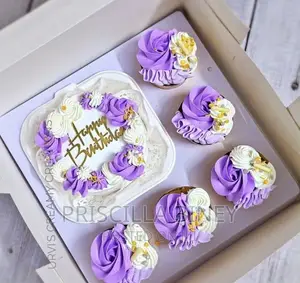 Customize Bento Cake and Cupcakes