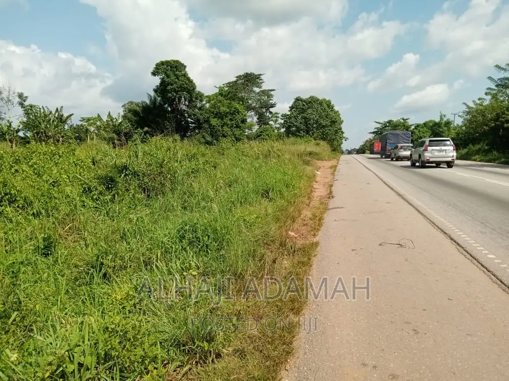 Full Plot for Sale at Santasi Darko