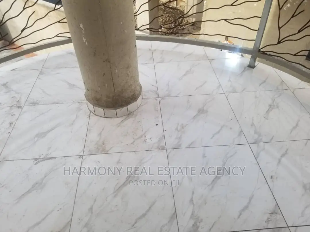 4bdrm House in Dzorwulu for sale