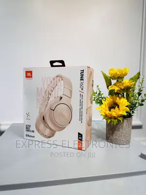 Classy Sleek JBL Headphone JBL 760