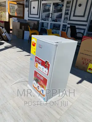 High Quality Zara 11SD Electric Table Top Fridge.