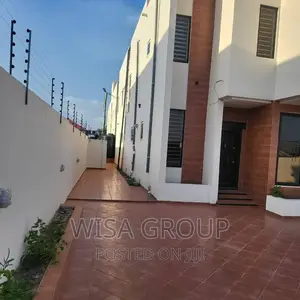 4bdrm Duplex in Wisa Groups, Accra Metropolitan for sale
