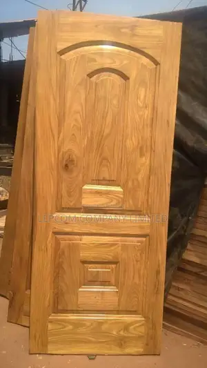 Wooden Door Available (33 and 27 Inches)