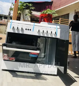 Midea 60x60 5 Gas Burner With Oven and Inbuilt-Cylinder.