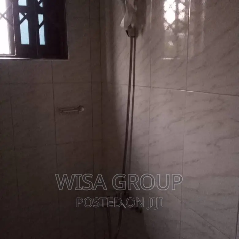 5bdrm House in Wisa Groups, Accra Metropolitan for rent