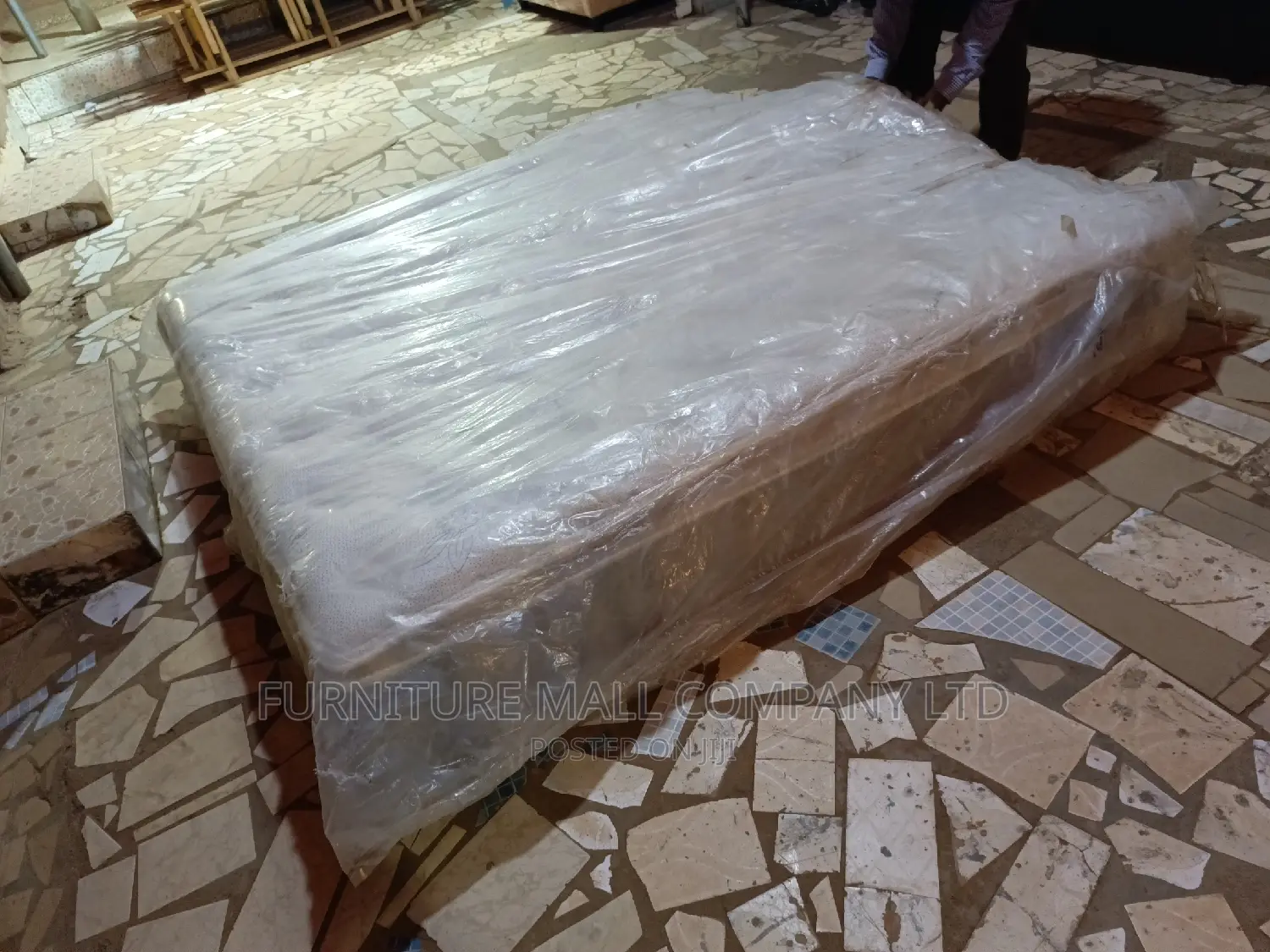 Lovely Kingsize Mattreae Available as Seen. Freed.