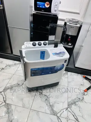 Full Plastic Body Washing Machine Midea Topload 7kg